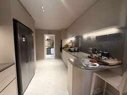 River Modern (D9), Apartment #528372441